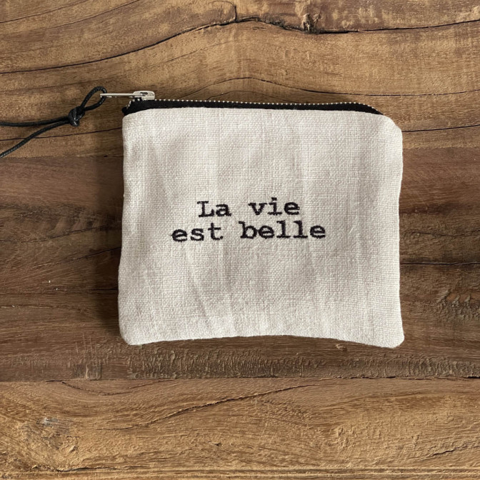 Pochette en chanvre ancien brodée - textes au choix
