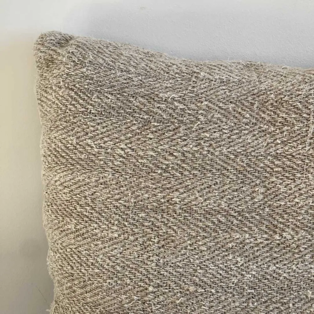 Coussin chanvre ancien très rustique ficelle