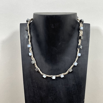 Collier Lili - Accueil